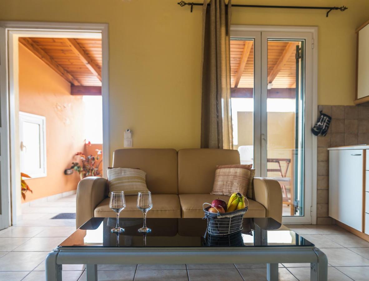 Julia΄S Apartment Alepou Ngoại thất bức ảnh