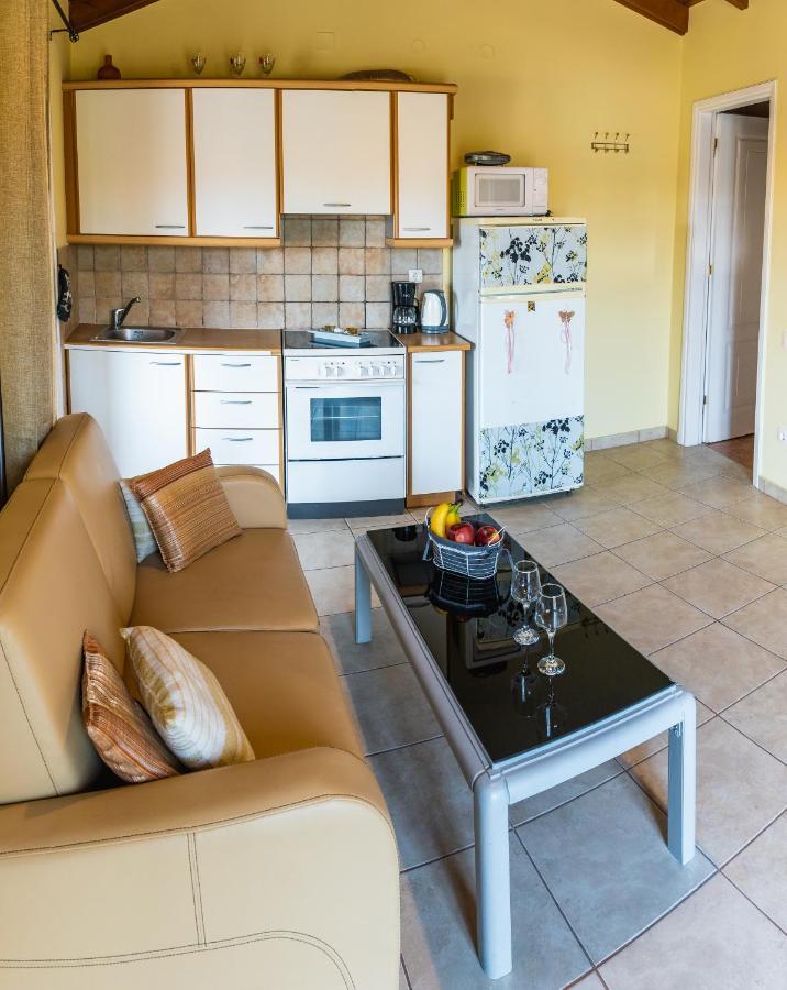 Julia΄S Apartment Alepou Ngoại thất bức ảnh
